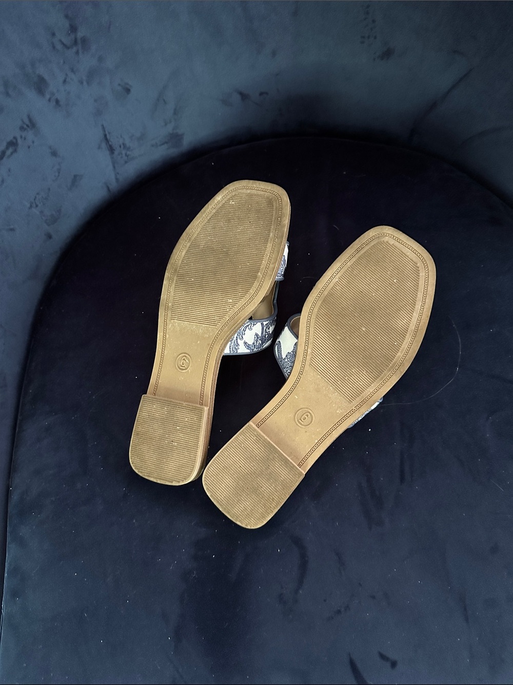 A new day Cream Floral Cutout Slide Sandals - Picture 3 of 3